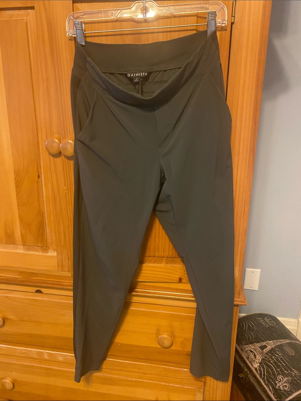 Athleta Women Olive Active Performance Leggings